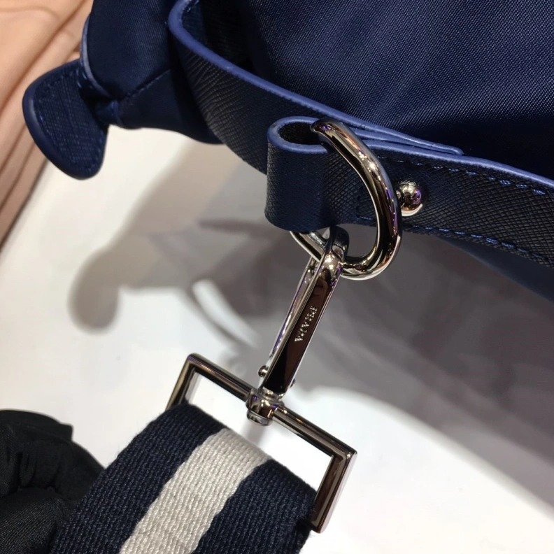 WellDesigned Prxdx Top Handle Bags 53987