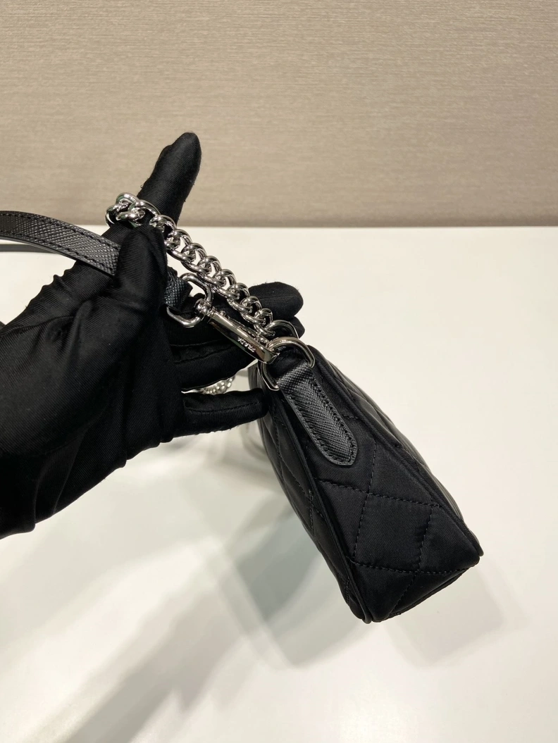 Versatile Prxdx Top Handle Bags 54019