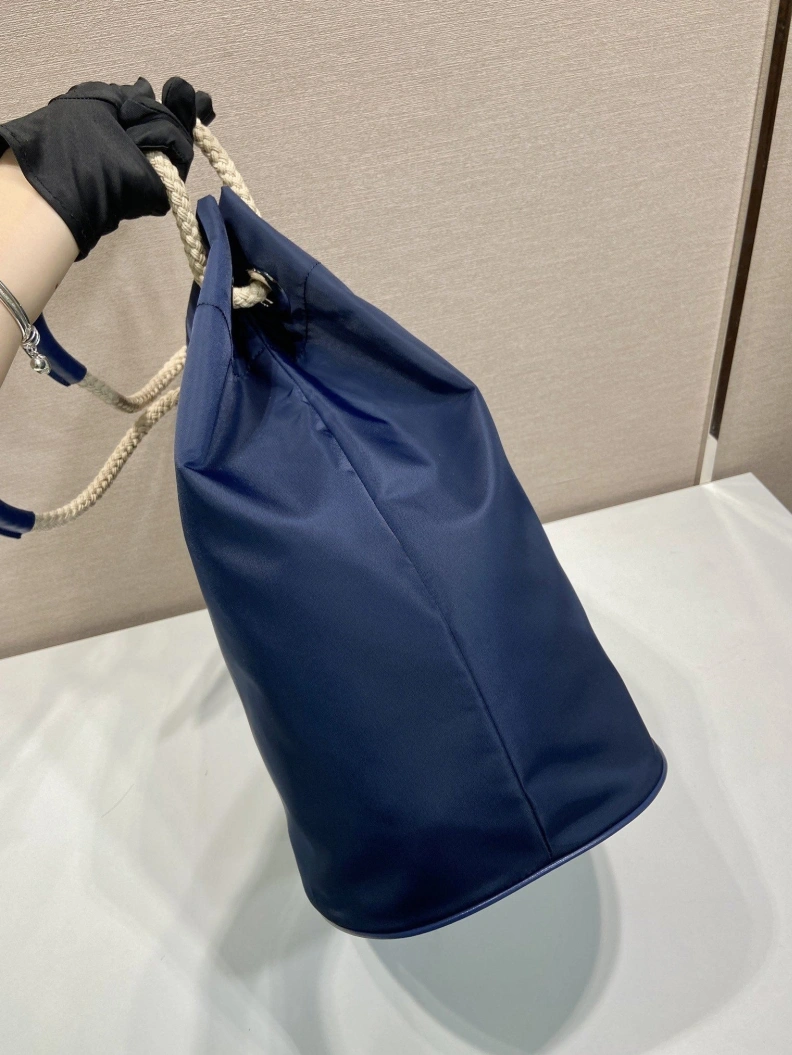 Flexible Prxdx Bucket Bags 54476