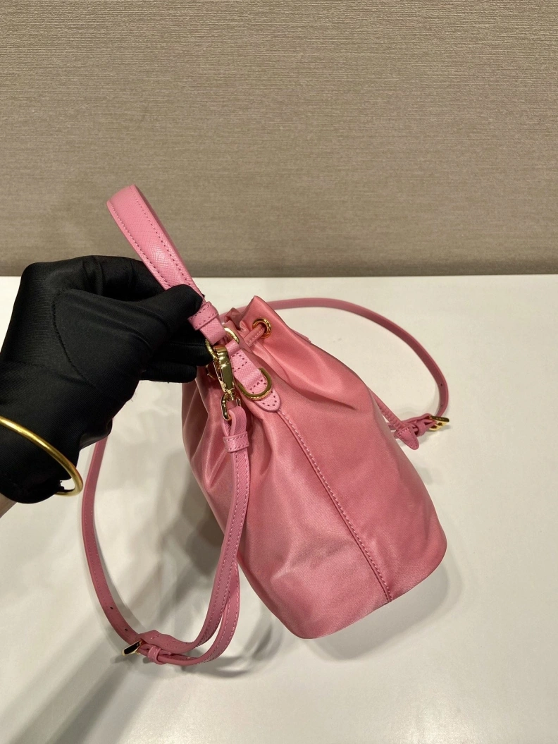 Prxdx Bucket Bags Vibrant 54471