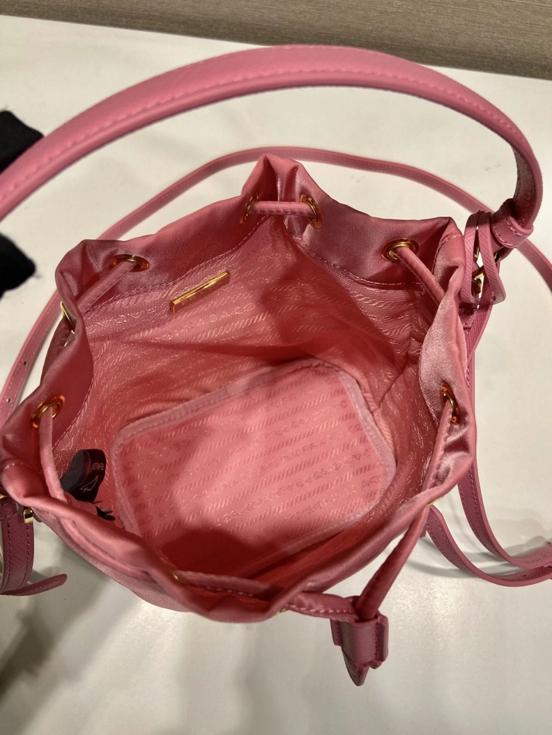 Prxdx Bucket Bags Vibrant 54471