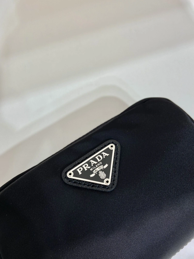 Versatile Prxdx Clutch Bags 56413