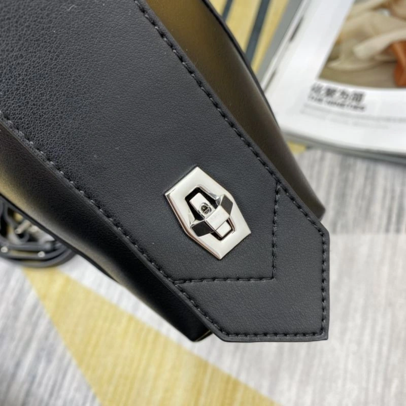 Versatile Gxvxnchy Handle Bags 76659