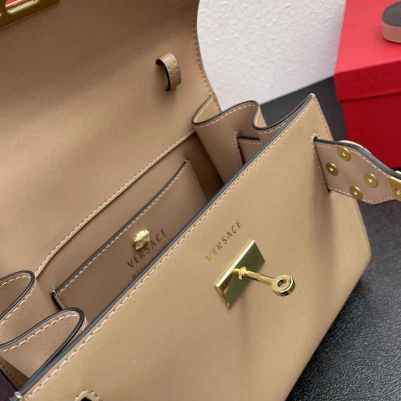 WellDesigned Vxrsxce Handle Bags 88158