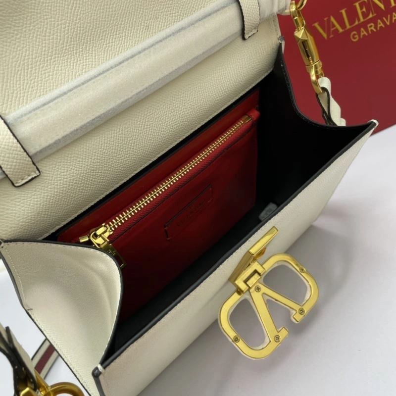 Classic Vxlxntino Handle Bags 88536