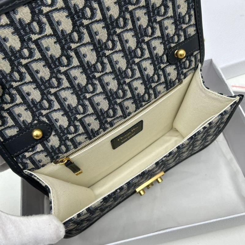 Dxxr Satchel bags Resilient 63038