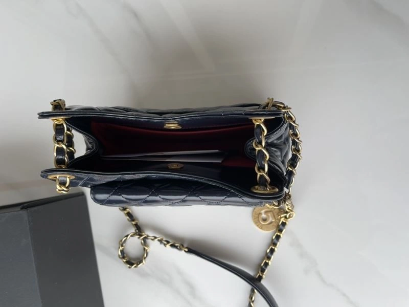 Trendsetting Chxnxl Satchel Bags 33146
