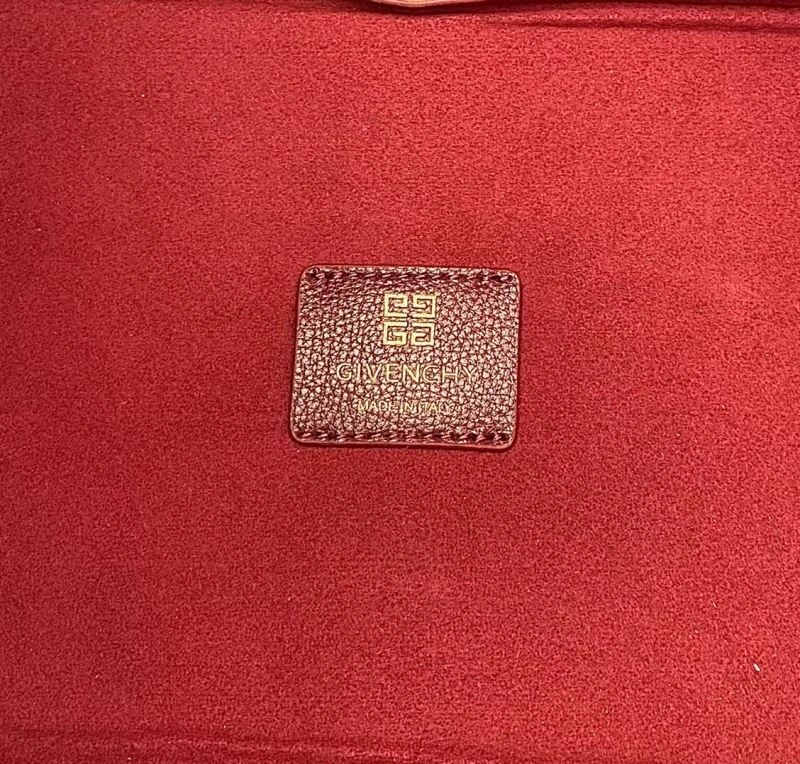 Breathable Gxvxnchy Handle Bags 87375