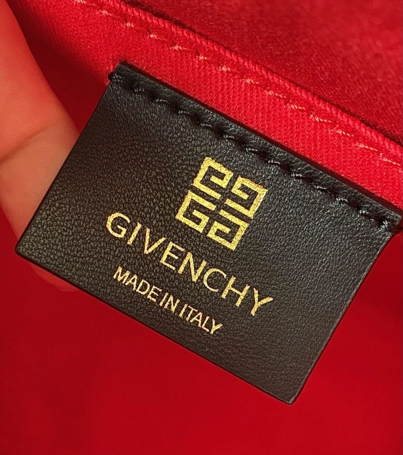 Bold Gxvxnchy Handle Bags 87371