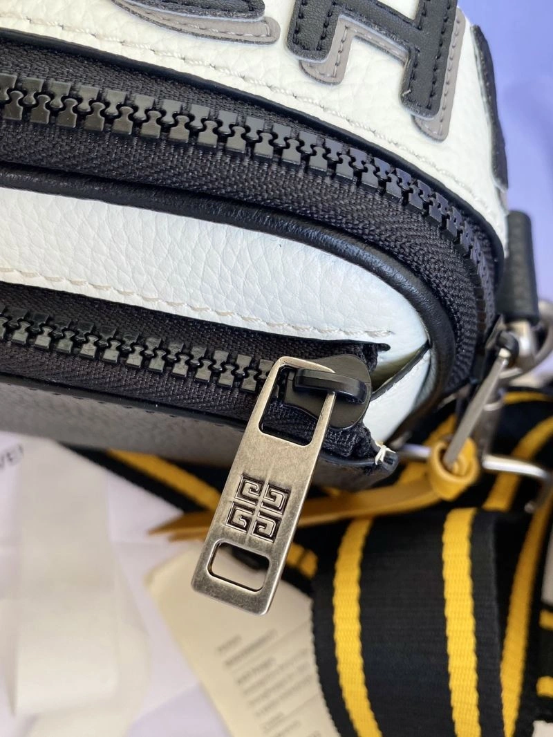 WellDesigned Gxvxnchy Satchel Bags 87358