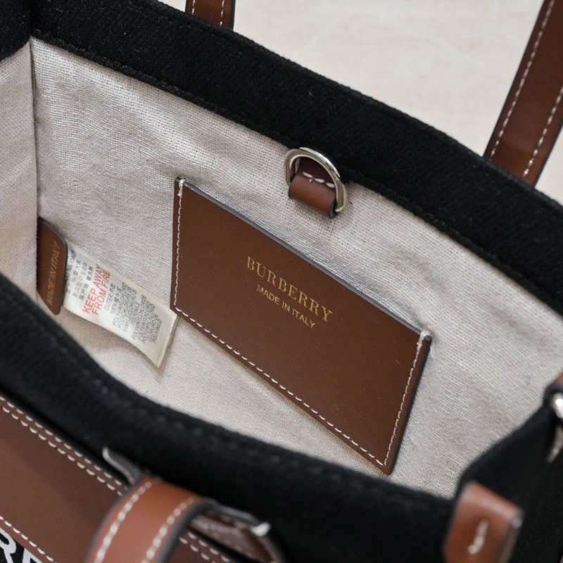 Minimalist Bxrbxrry Shopping Bags 76380