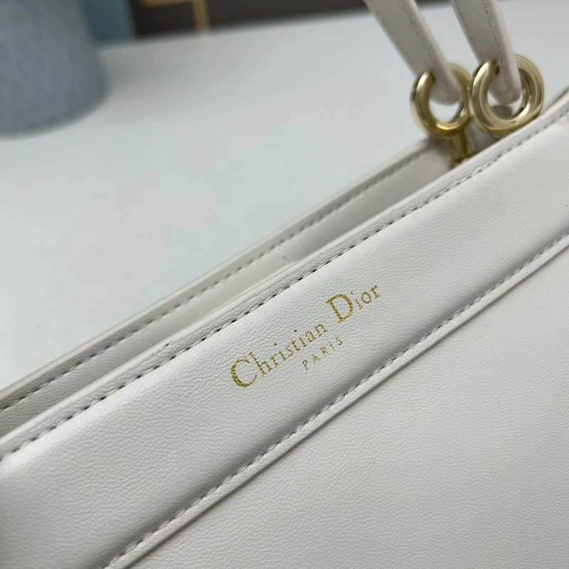Fashionable Dxxr Top Handle Bags 62978