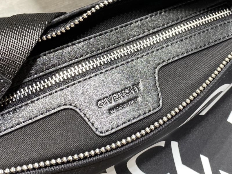 HighQuality Gxvxnchy Satchel Bags 87331