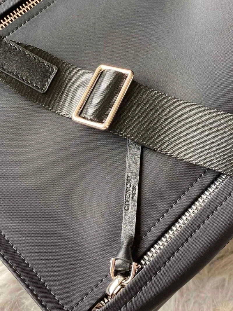 HighQuality Gxvxnchy Satchel Bags 87328