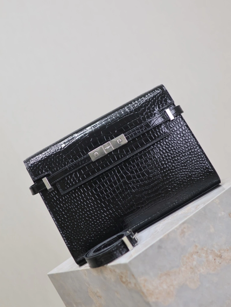 WellDesigned YSX Clutch Bags 64009