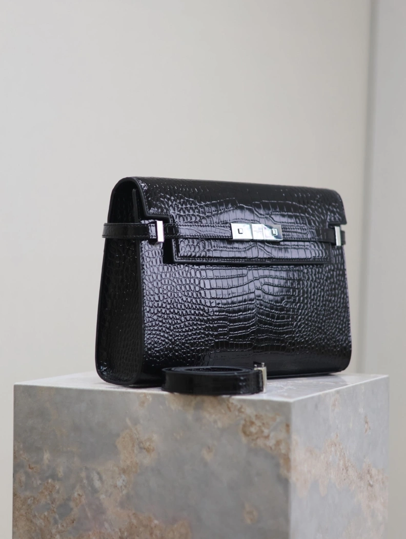 WellDesigned YSX Clutch Bags 64009