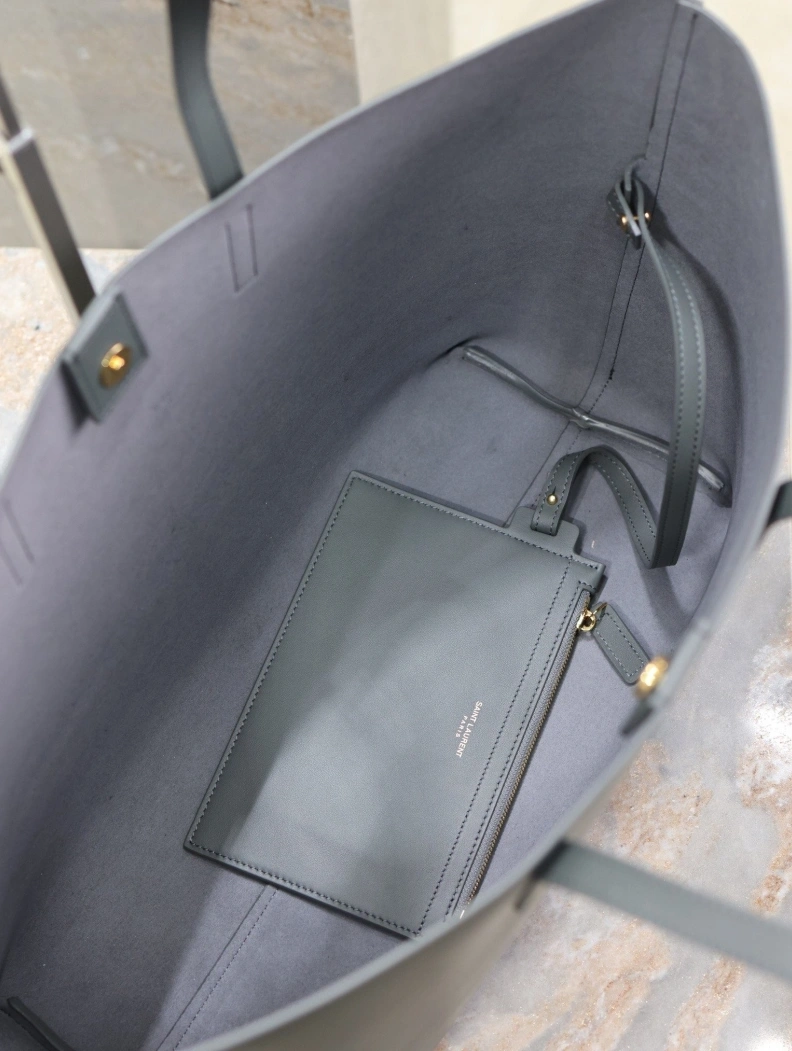 Resilient YSX Clutch Bags 64019