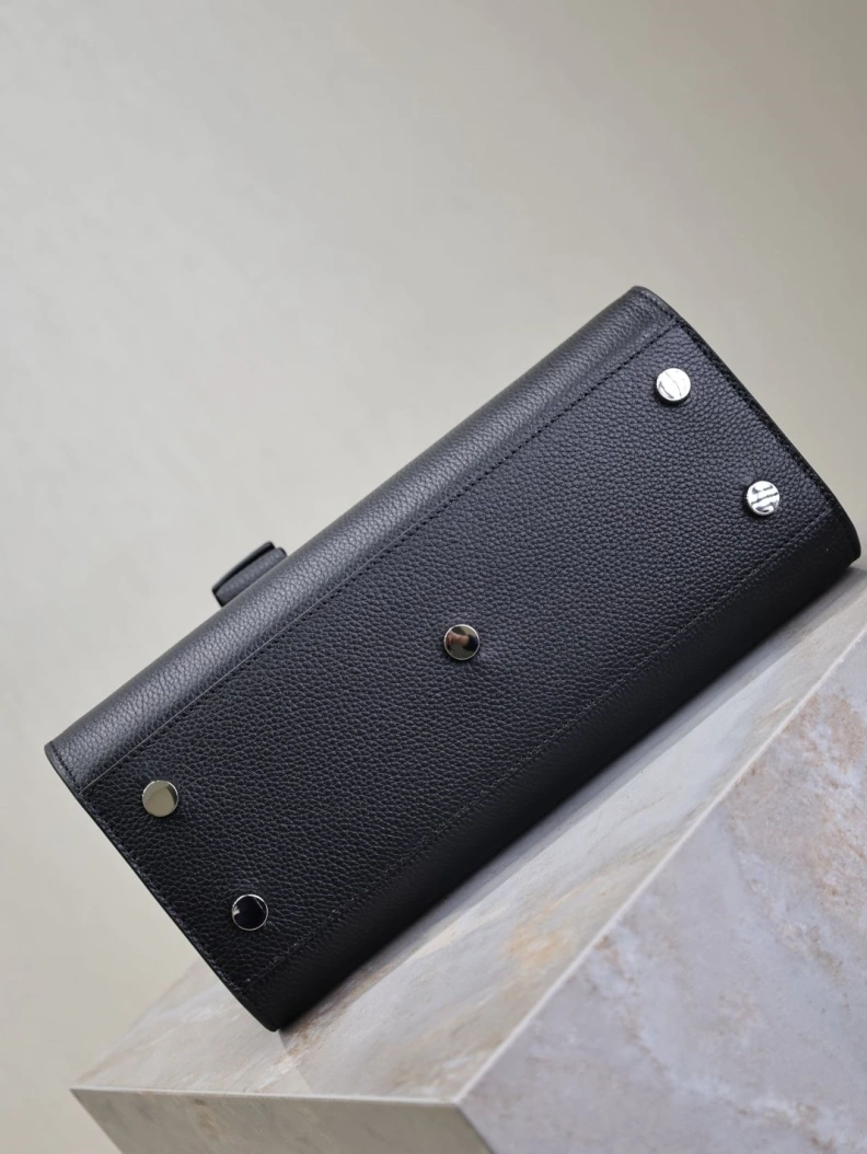 GoAnywhere YSX Top Handle Bags 63400