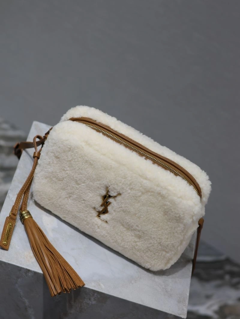 Vibrant YSX Clutch Bags 65837