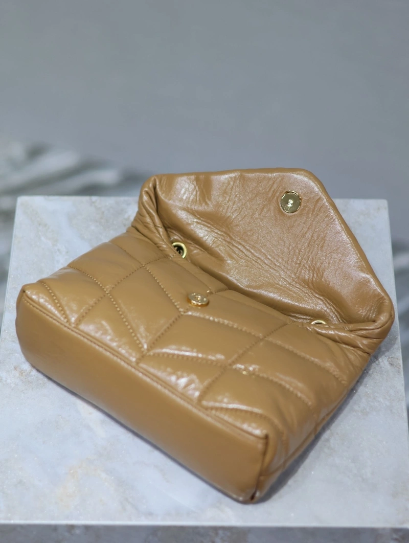 Sleek YSX Clutch Bags 65011