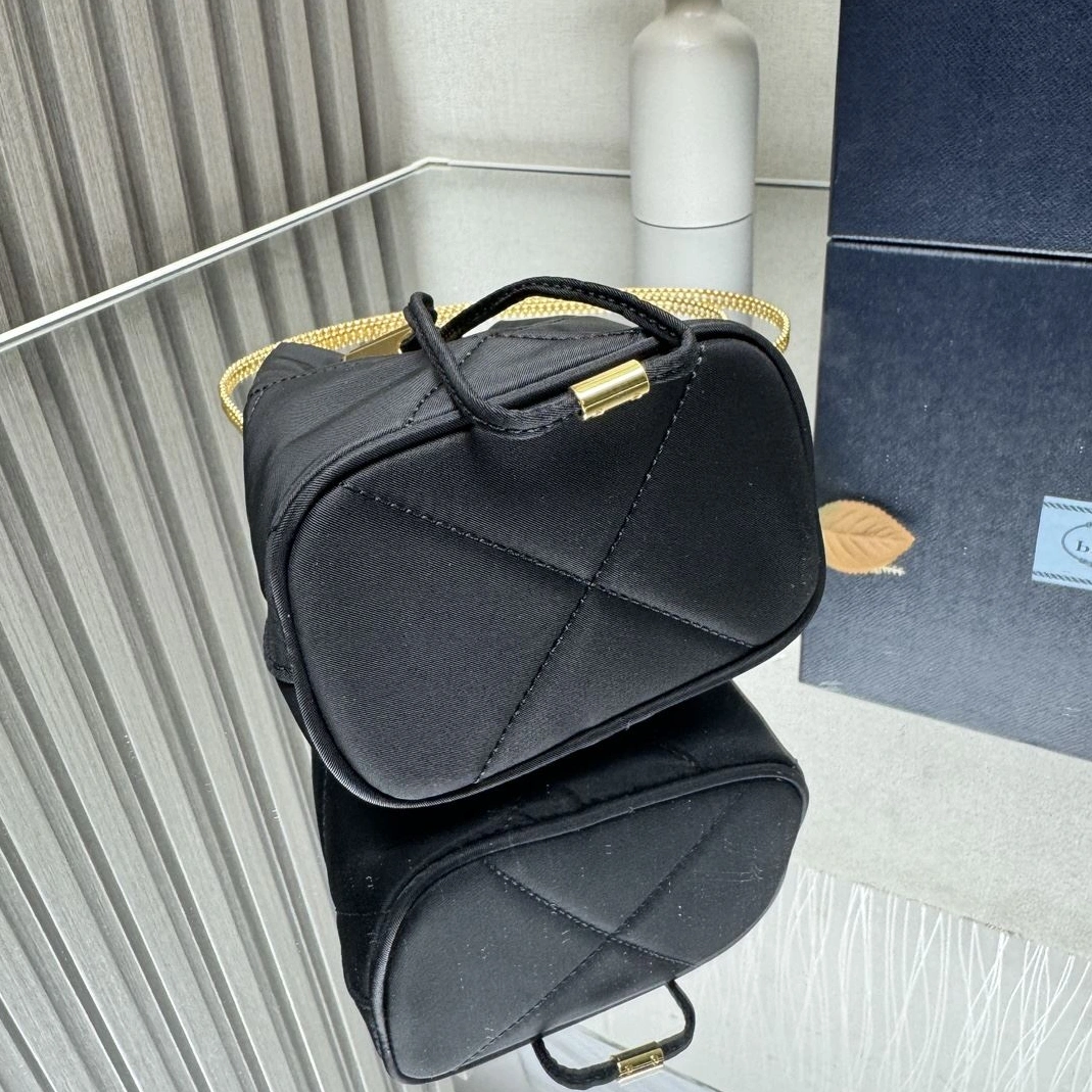 Lightweight Prxdx Bucket Bags 55735