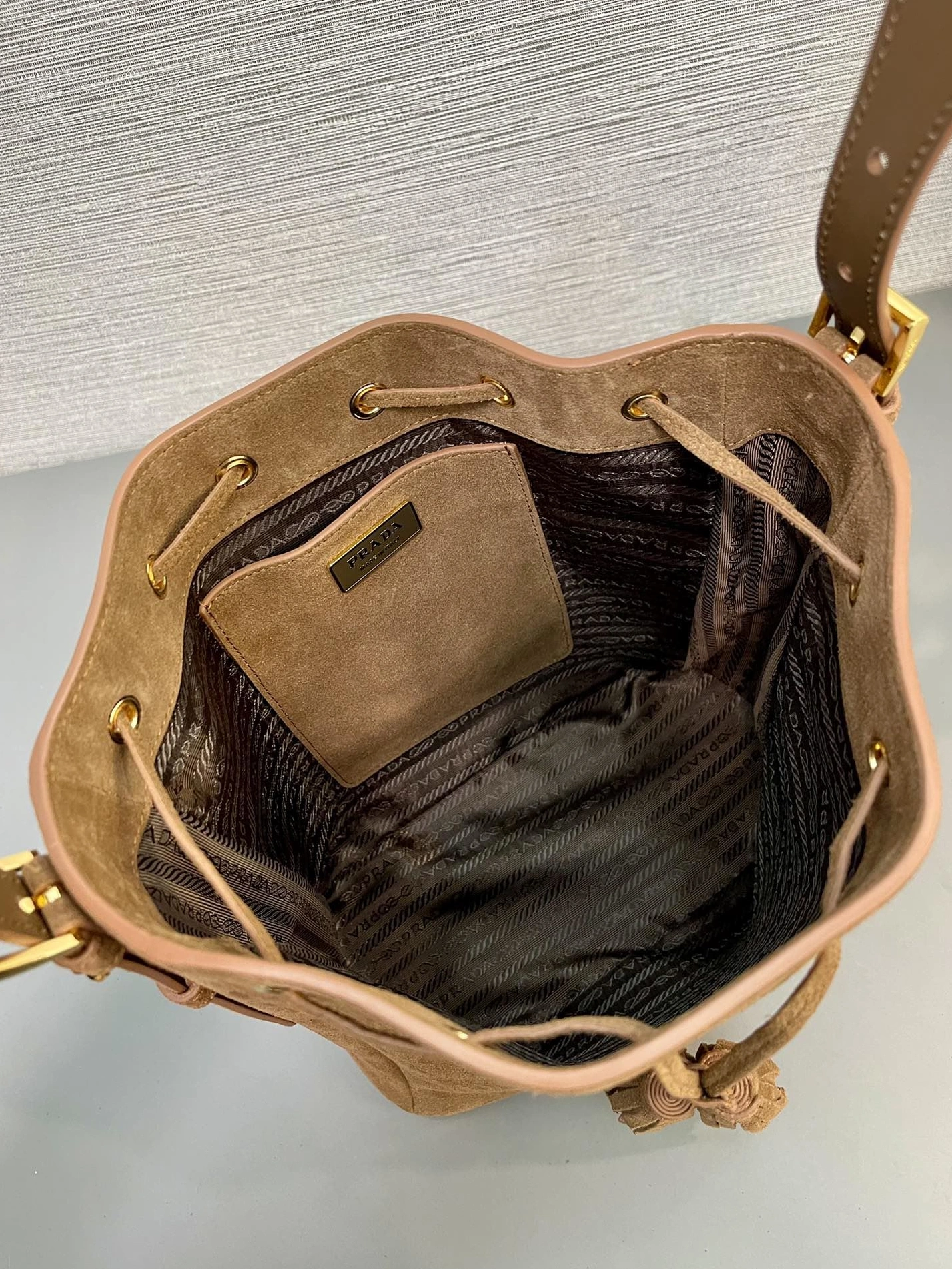 Cozy Prxdx Bucket Bags 55739