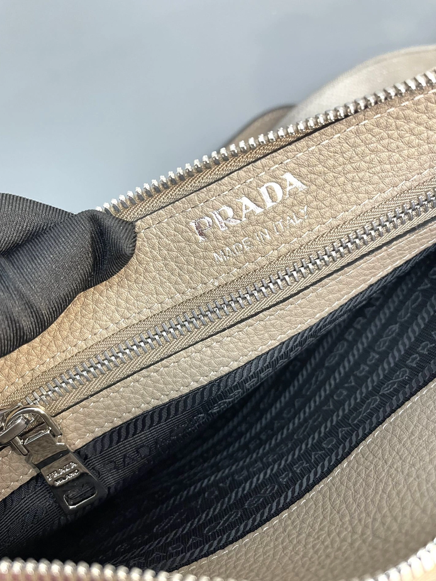 HighQuality Prxdx Satchel Bags 55709