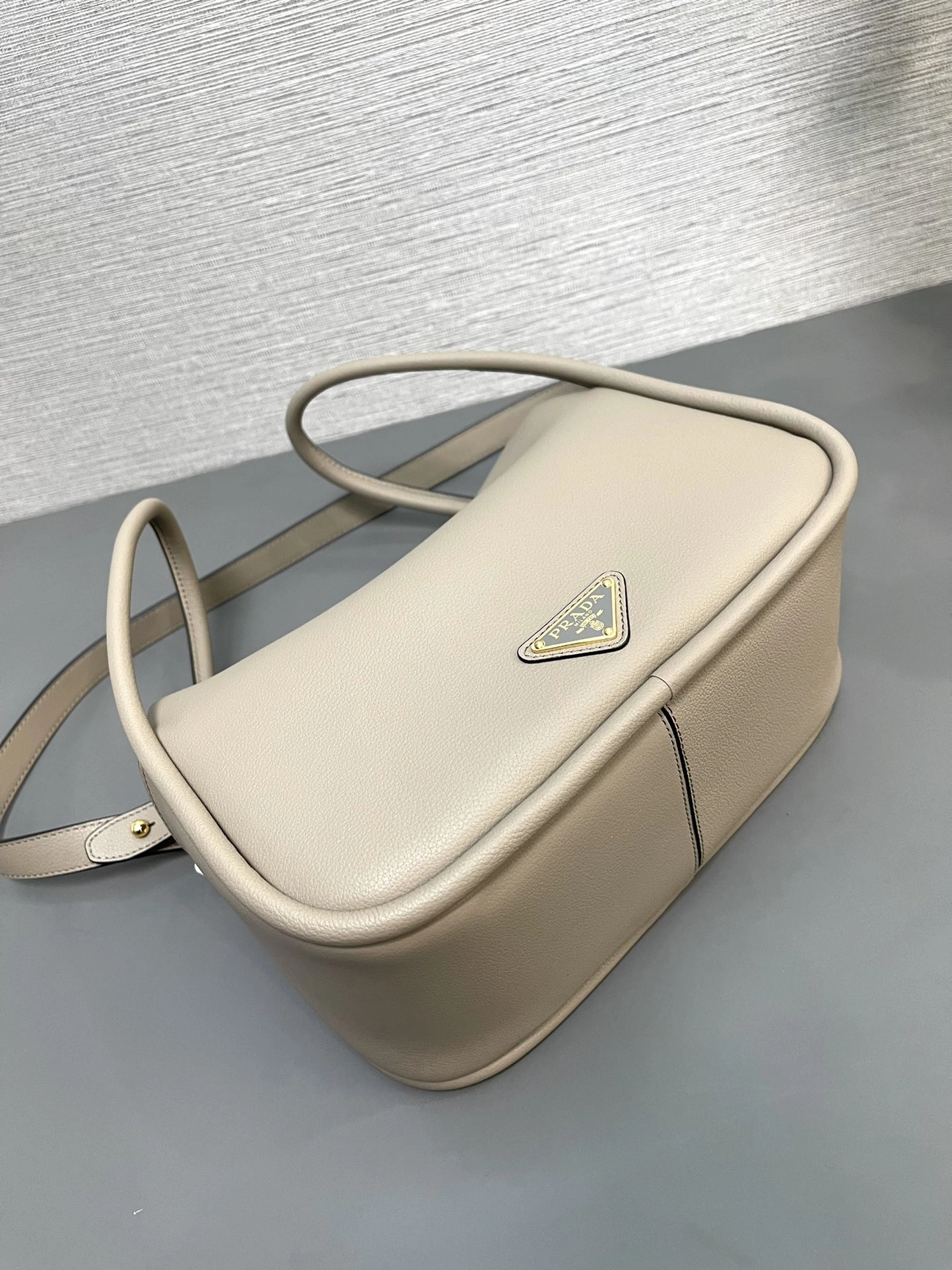 Sleek Prxdx Top Handle Bags 56110