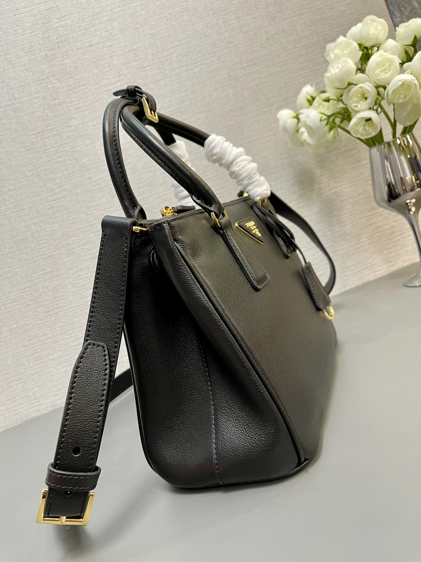 Trendsetting Prxdx Top Handle Bags 56080