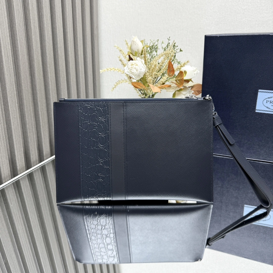 Comfortable Prxdx Clutch Bags 56151