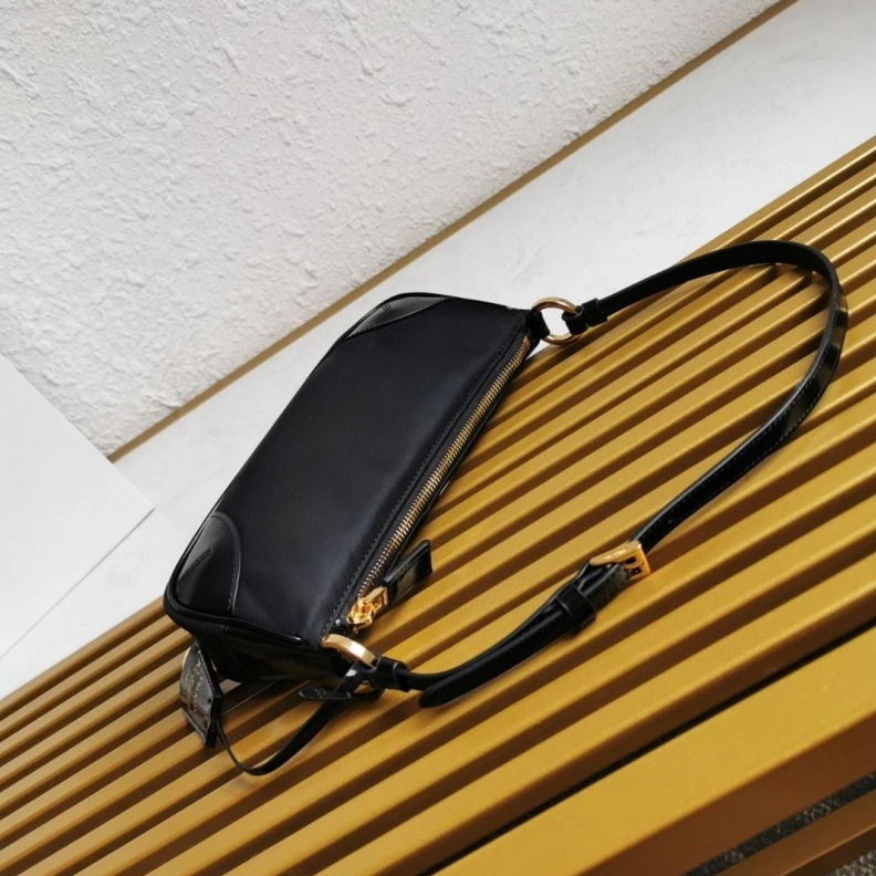 EyeCatching Prxdx Top Handle Bags 56931