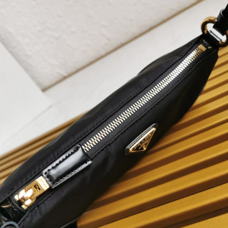 EyeCatching Prxdx Top Handle Bags 56931