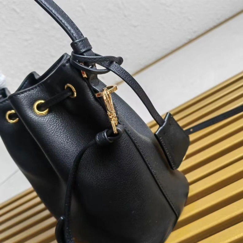 Breathable Prxdx Bucket Bags 56980