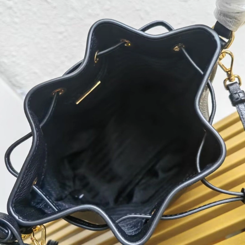 Breathable Prxdx Bucket Bags 56980
