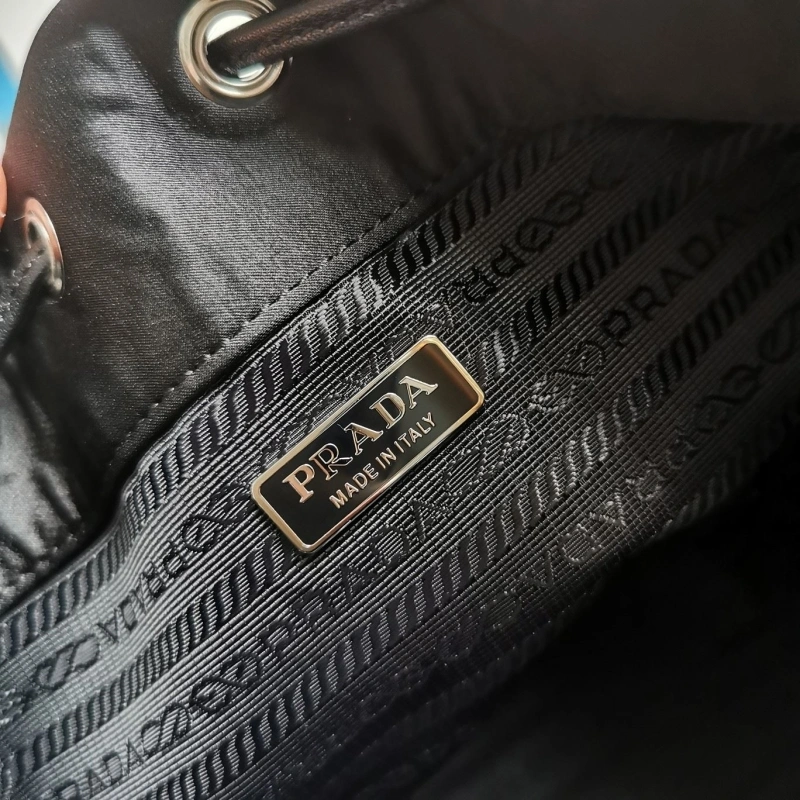 Compact Prxdx Bucket Bags 57964