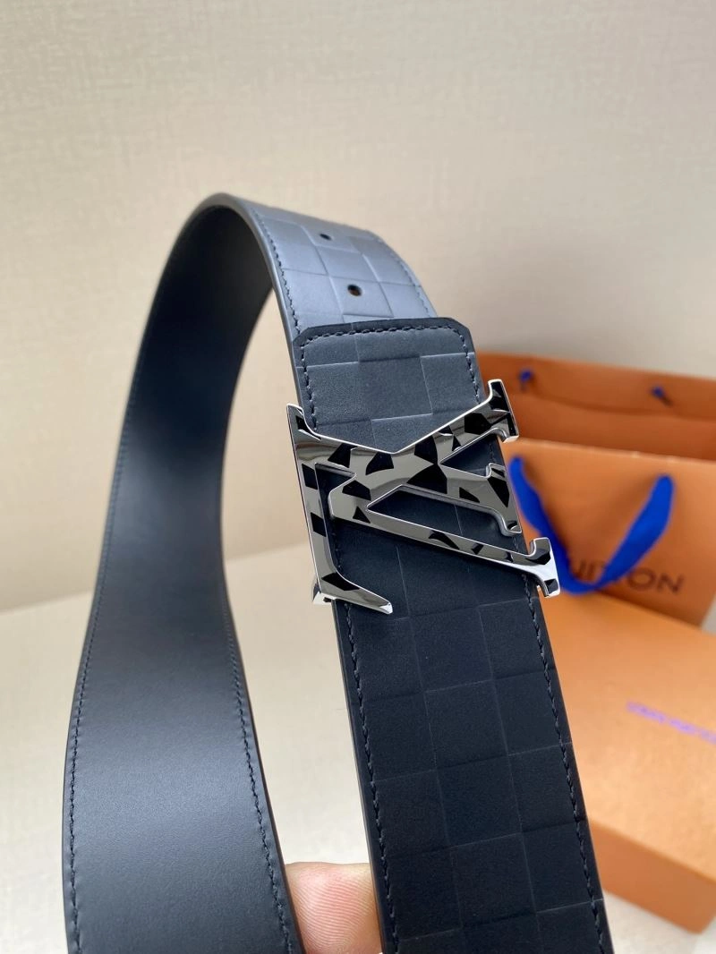 LXXIS VXXTTON Compact 247646