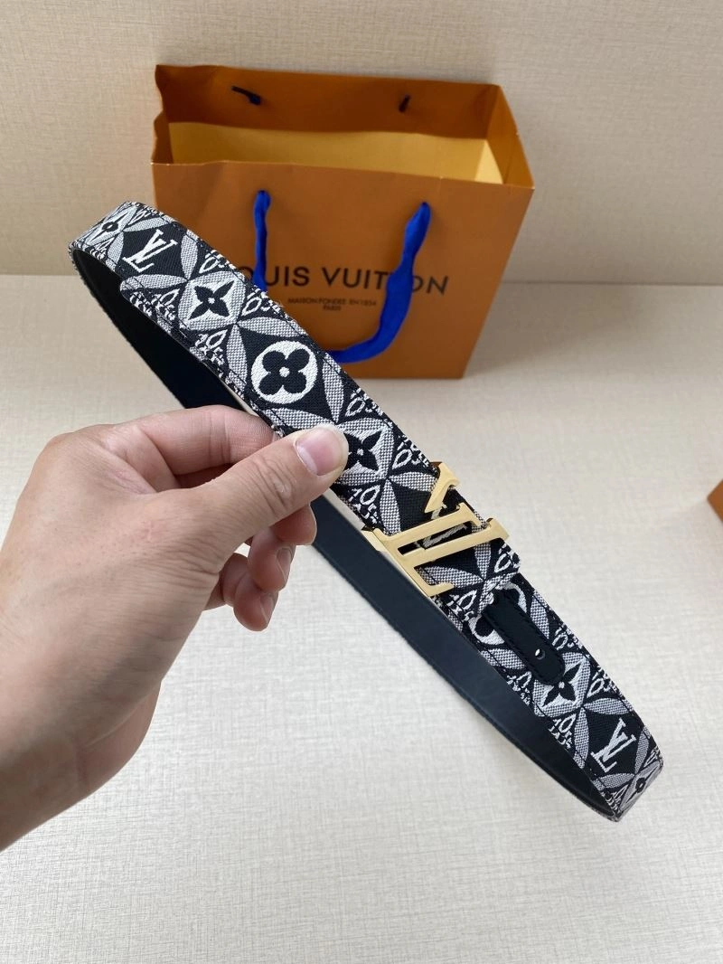 LXXIS VXXTTON UrbanStyle 247526