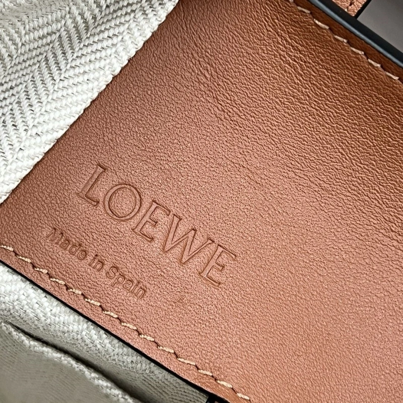 DailyWear Lxxwe Handle Bags 85002