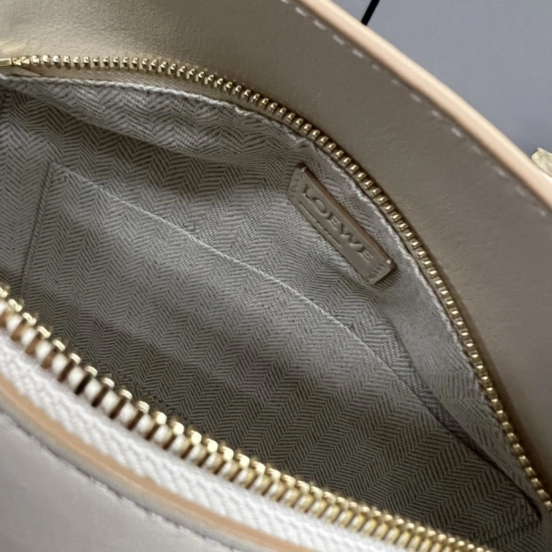 Flexible Lxxwe Handle Bags 84980