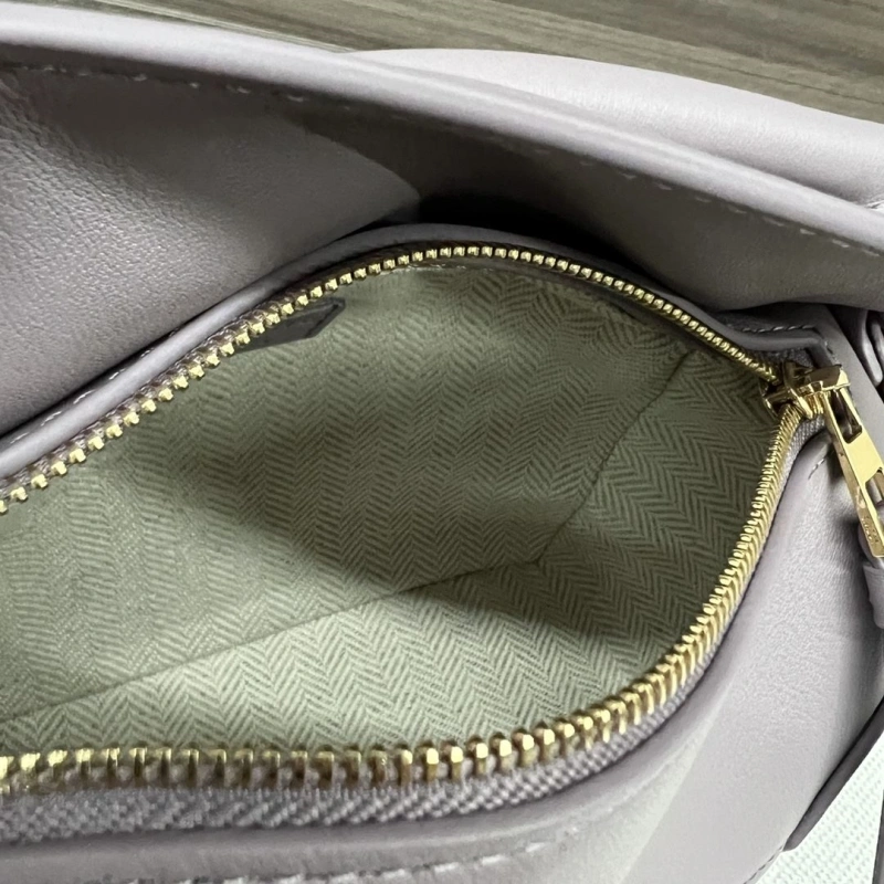 AllSeason Lxxwe Handle Bags 84974