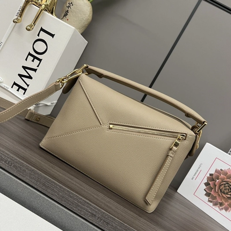 DailyWear Lxxwe Handle Bags 84982