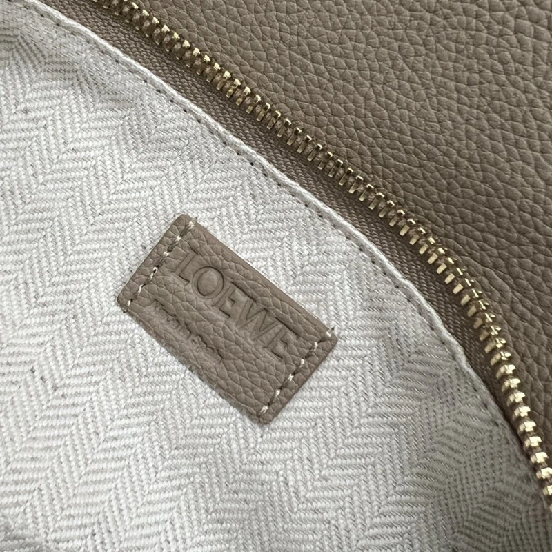 DailyWear Lxxwe Handle Bags 84982