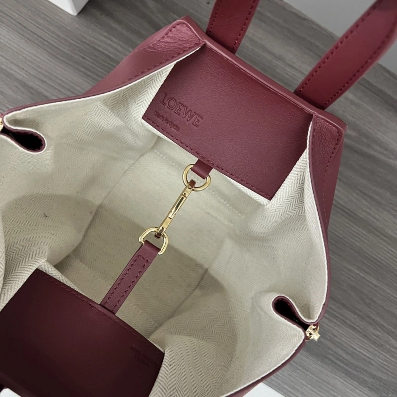 Bold Lxxwe Handle Bags 84917