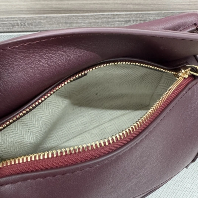 EyeCatching Lxxwe Handle Bags 84892