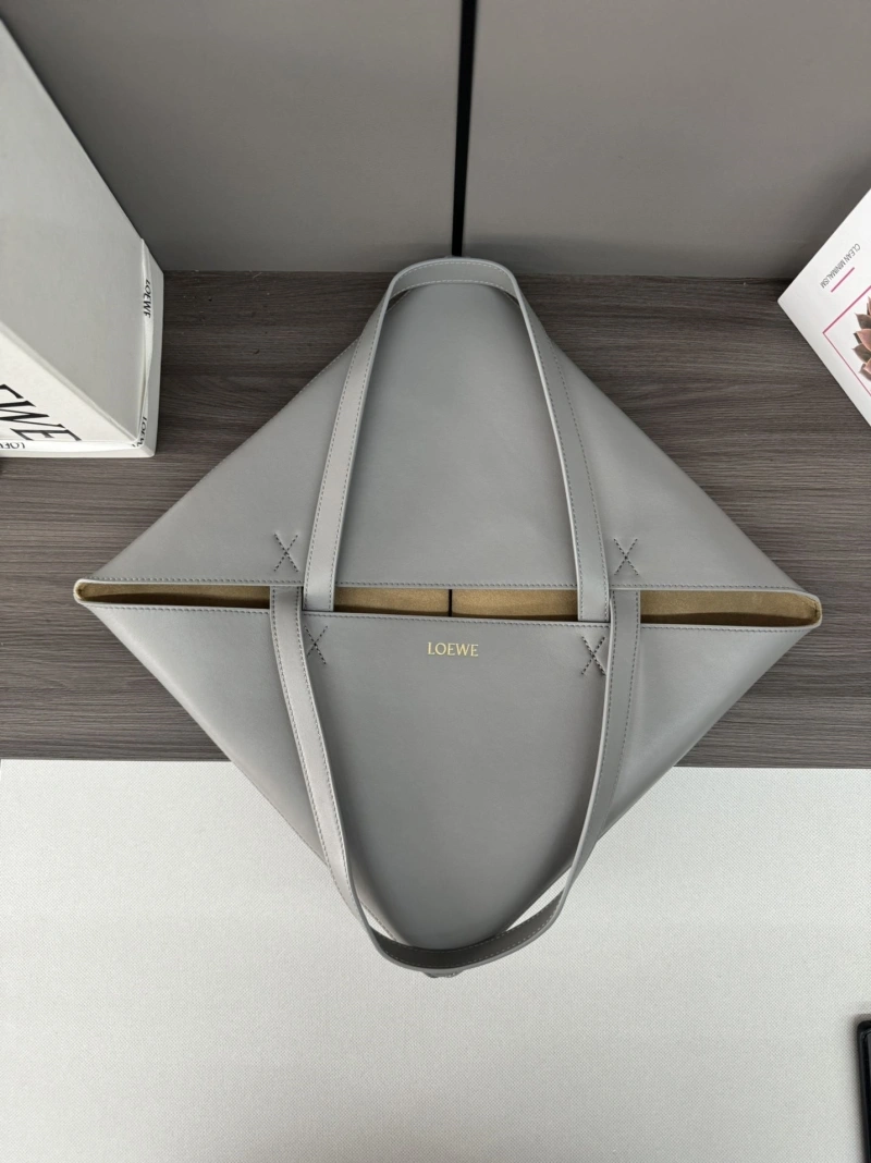 HighQuality Lxxwe Shopping Bags 84652