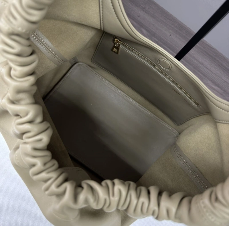 WellDesigned Lxxwe Handle Bags 84889