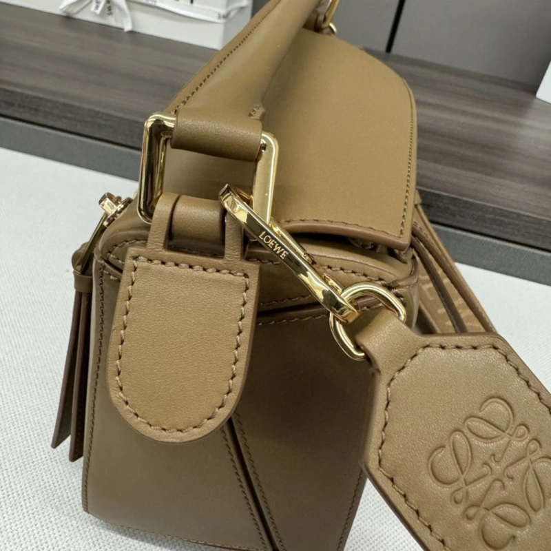 Fashionable Lxxwe Handle Bags 84935