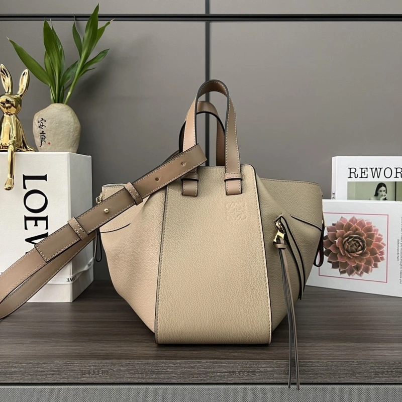 Bold Lxxwe Handle Bags 84919