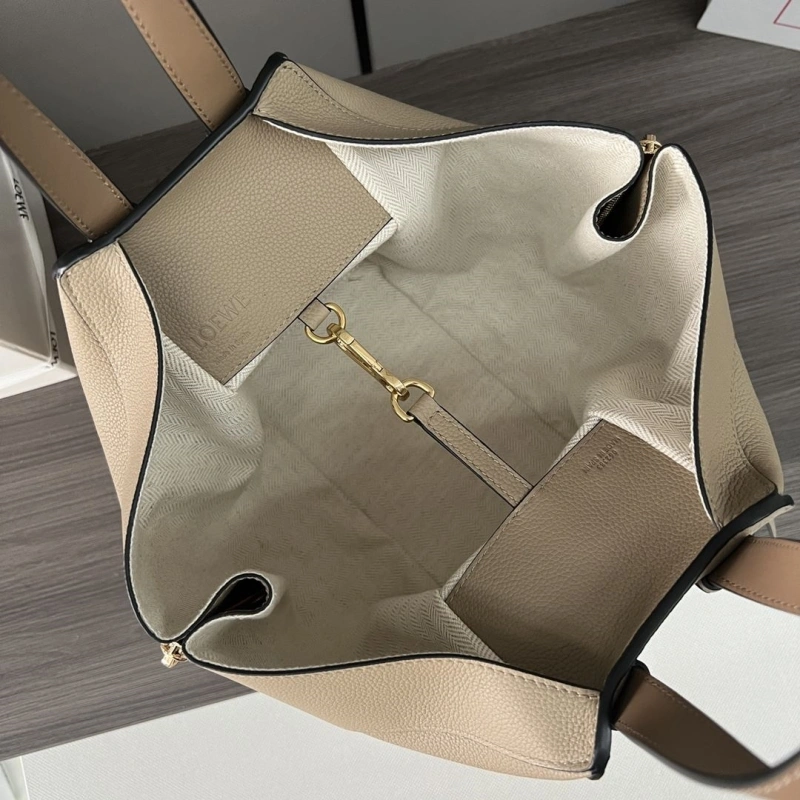 Bold Lxxwe Handle Bags 84919