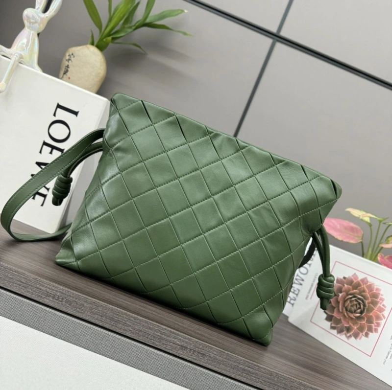 Refined Lxxwe Satchel Bags 84685